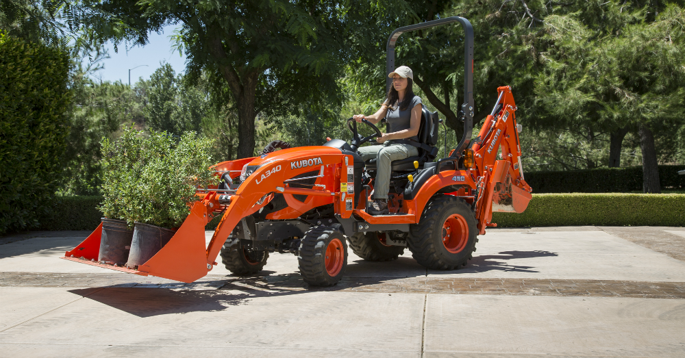 Its Nearly Time To Put This Kubota To Work - Car Reporters